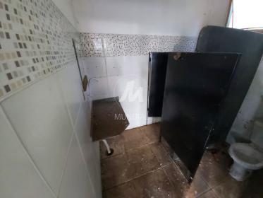 22 - Banheiro/lavabo