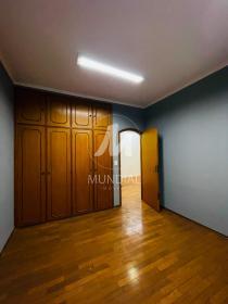 21 - Dormitorio