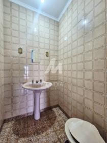 24 - Banheiro/lavabo