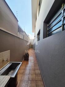 28 - Quintal/corredores