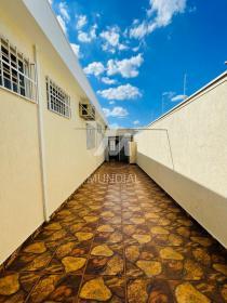 37 - Quintal/corredores
