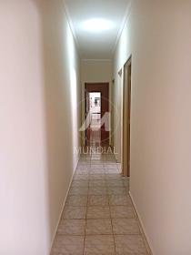 8 - Quintal/corredores