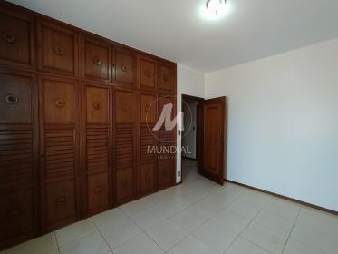26 - Dormitorio