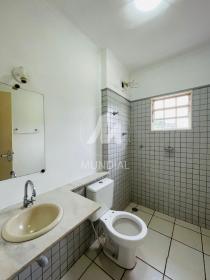 11 - Banheiro/lavabo