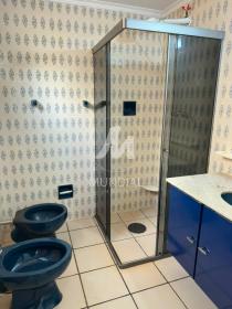 12 - Banheiro/lavabo