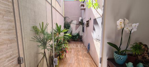 11 - Quintal/corredores