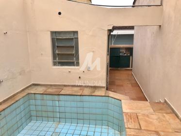 25 - Piscina