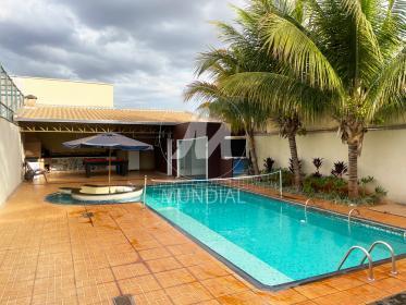 15 - Piscina