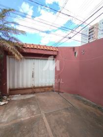 3 - Garagem/estacionamento