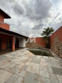 23 - Quintal/corredores