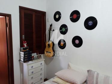 13 - Dormitorio