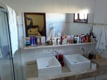 11 - Banheiro/lavabo