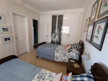 33 - Suite