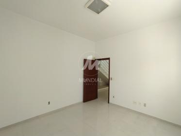 33 - Dormitorio