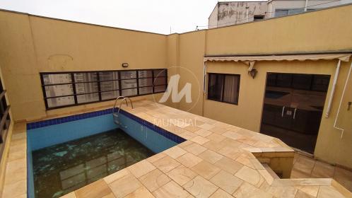 27 - Piscina