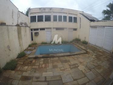 13 - Piscina