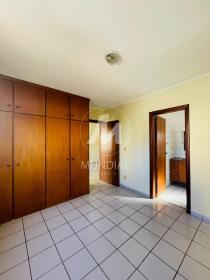 8 - Suite