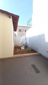 17 - Quintal/corredores