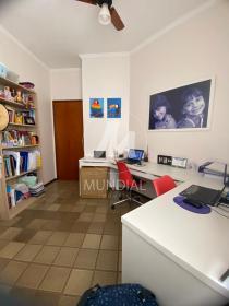 12 - Dormitorio