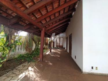 18 - Quintal/corredores