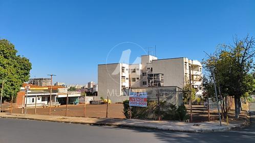 1 - Terreno/Lote