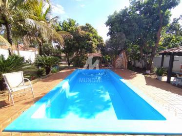 34 - Piscina