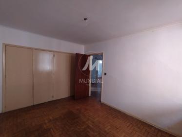 23 - Dormitorio