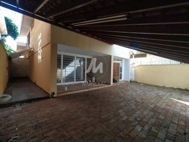 52 - Garagem/estacionamento