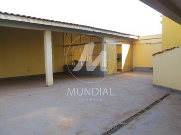 10 - Garagem/estacionamento