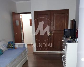 20 - Dormitorio