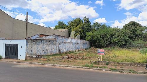 1 - Terreno/Lote