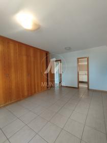 18 - Suite
