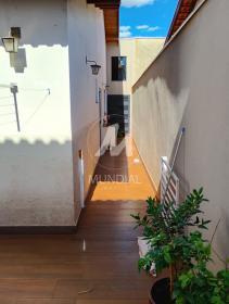 18 - Quintal/corredores
