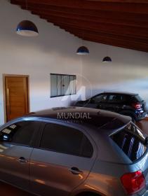 19 - Garagem/estacionamento