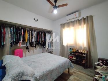 10 - Dormitorio