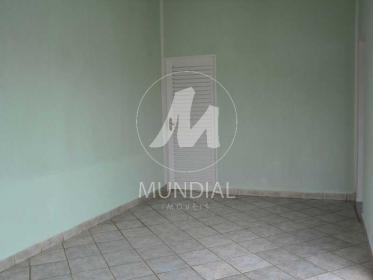 16 - Garagem/estacionamento