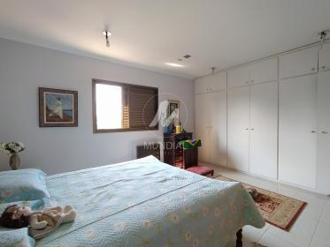 19 - Dormitorio