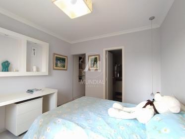 26 - Dormitorio