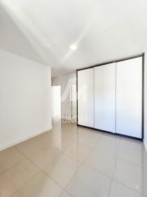 8 - Suite