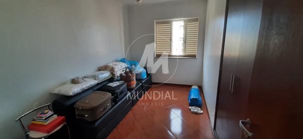 12 - Dormitorio