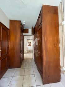 20 - Closet