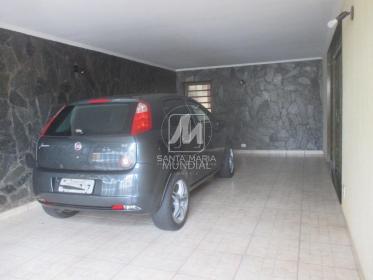 2 - Garagem/estacionamento