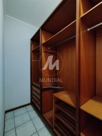 26 - Closet