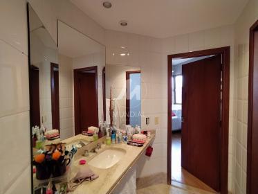 16 - Banheiro/lavabo