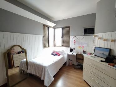 18 - Dormitorio