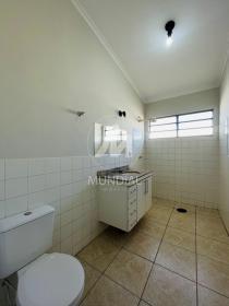 16 - Banheiro/lavabo