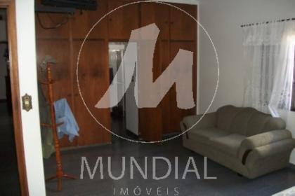 8 - Dormitorio