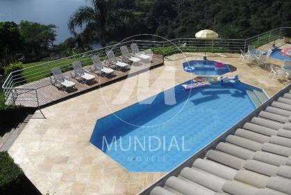 11 - Piscina