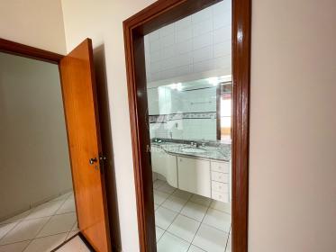 16 - Suite