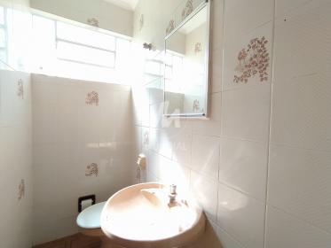 15 - Banheiro/lavabo